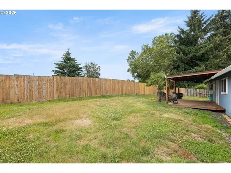 1128 SE Fir Grove Loop Hillsboro OR 97123