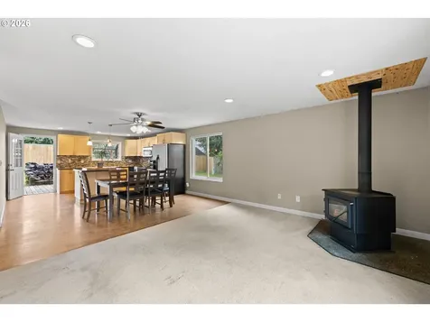 1128 SE Fir Grove Loop Hillsboro OR 97123