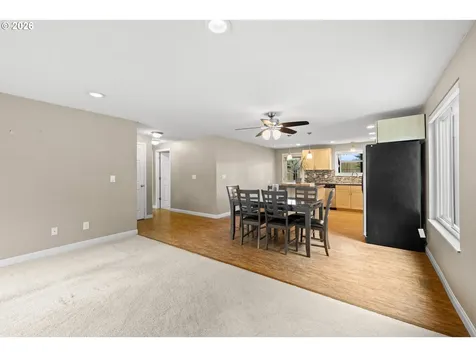 1128 SE Fir Grove Loop Hillsboro OR 97123