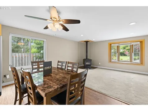 1128 SE Fir Grove Loop Hillsboro OR 97123