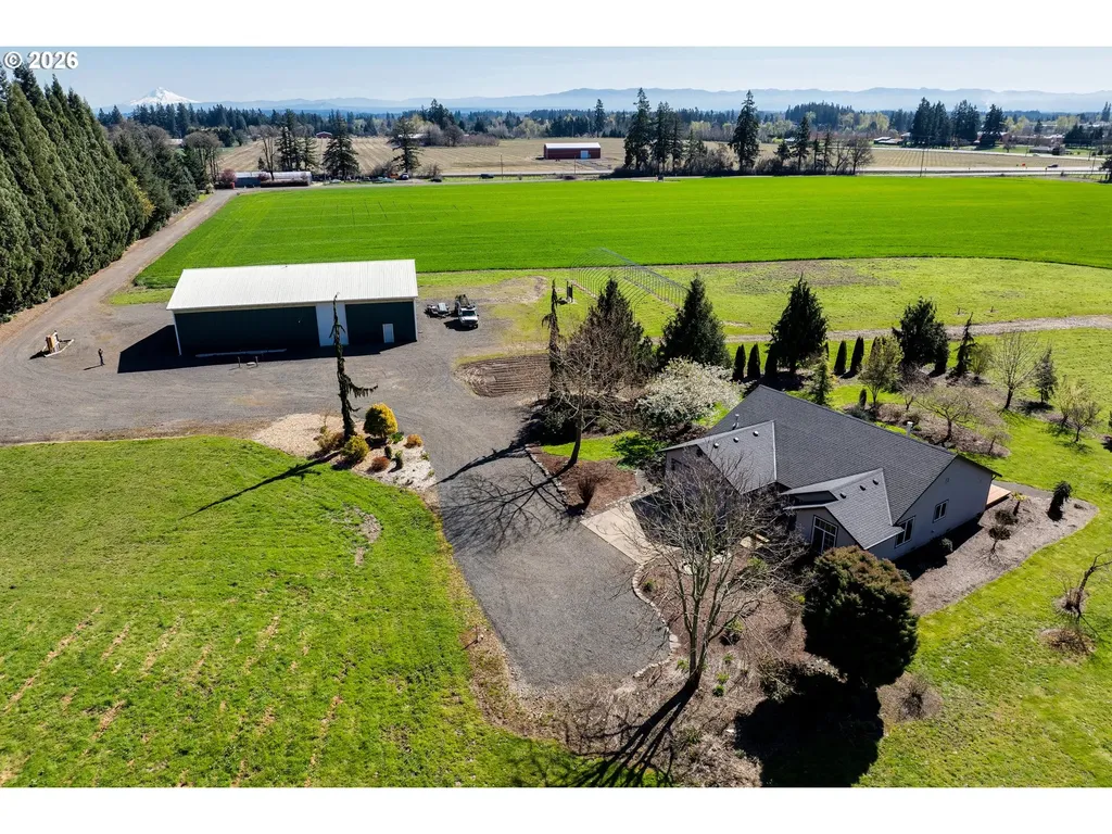 21805 Boones Ferry Road NE Aurora OR 97002