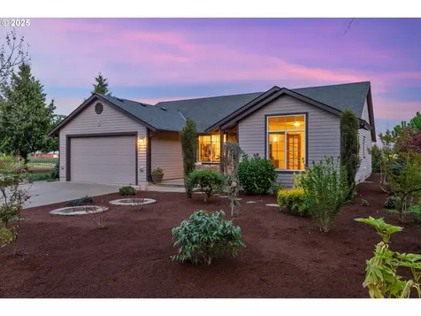 21805 Boones Ferry Road NE Aurora OR 97002