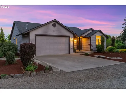 21805 Boones Ferry Road NE Aurora OR 97002