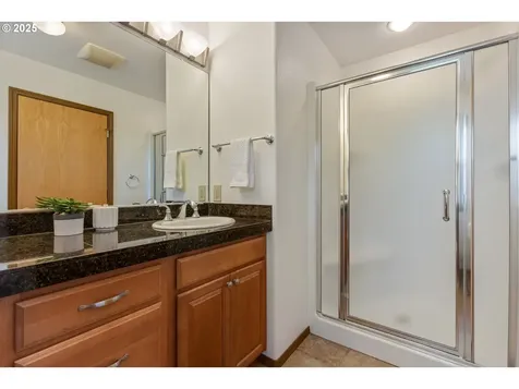 21805 Boones Ferry Road NE Aurora OR 97002
