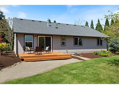 21805 Boones Ferry Road NE Aurora OR 97002