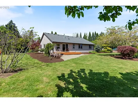 21805 Boones Ferry Road NE Aurora OR 97002