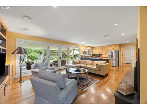 10640 SW Hawthorne Lane Portland OR 97225