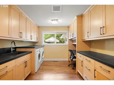 10640 SW Hawthorne Lane Portland OR 97225