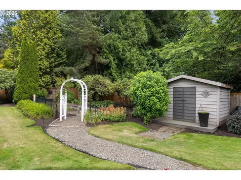 10640 SW Hawthorne Lane Portland OR 97225
