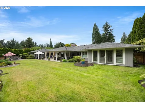 10640 SW Hawthorne Lane Portland OR 97225