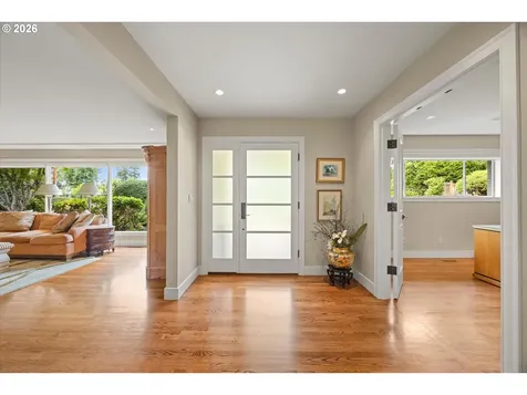 10640 SW Hawthorne Lane Portland OR 97225