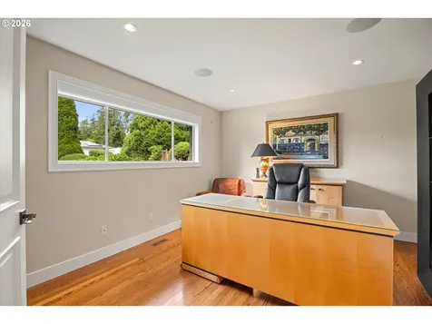 10640 SW Hawthorne Lane Portland OR 97225