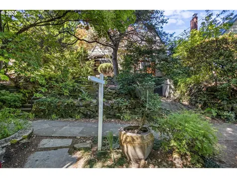 2943 NE 14th Avenue Portland OR 97212