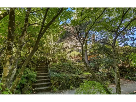 2943 NE 14th Avenue Portland OR 97212