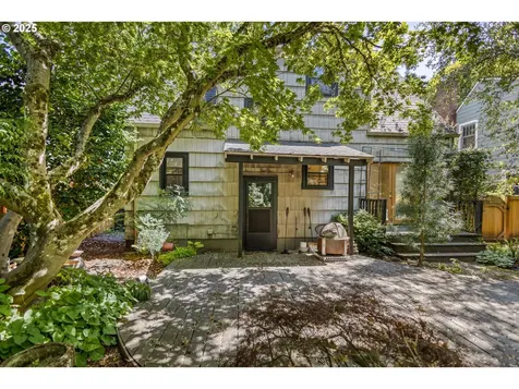 2943 NE 14th Avenue Portland OR 97212