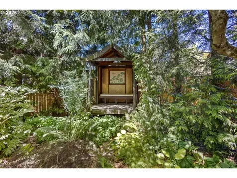 2943 NE 14th Avenue Portland OR 97212