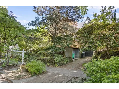 2943 NE 14th Avenue Portland OR 97212