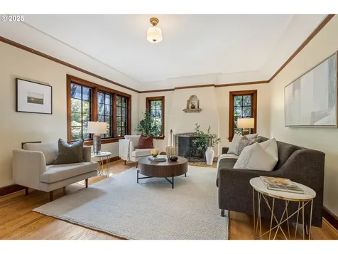 2943 NE 14th Avenue Portland OR 97212