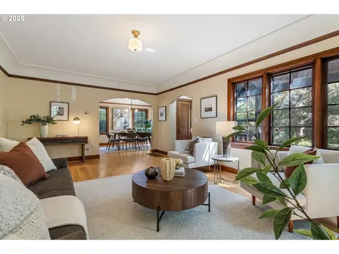 2943 NE 14th Avenue Portland OR 97212