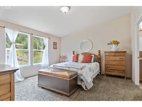 573 N Boulder Creek Drive Otis OR 97368