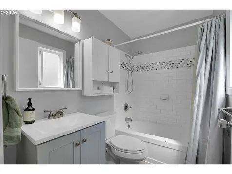 6412 SE 83rd Avenue Portland OR 97266
