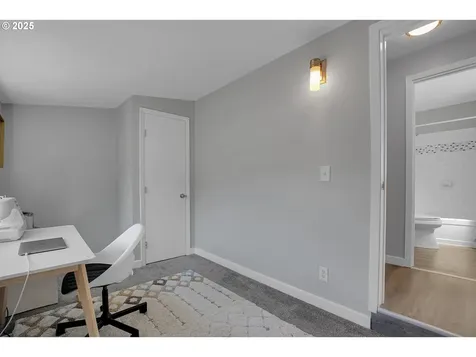 6412 SE 83rd Avenue Portland OR 97266