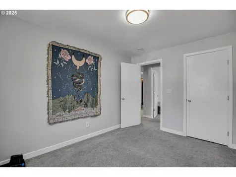 6412 SE 83rd Avenue Portland OR 97266