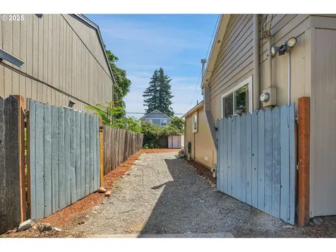 6412 SE 83rd Avenue Portland OR 97266