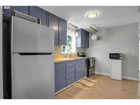 6412 SE 83rd Avenue Portland OR 97266