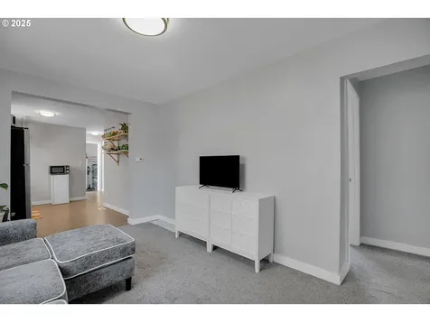 6412 SE 83rd Avenue Portland OR 97266
