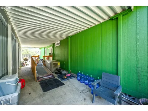 1745 Rifle Range Road Roseburg OR 97470