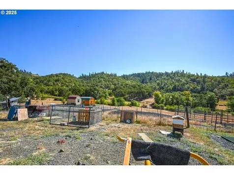 1745 Rifle Range Road Roseburg OR 97470