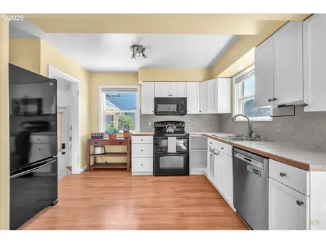 116 E 35th Street Vancouver WA 98663