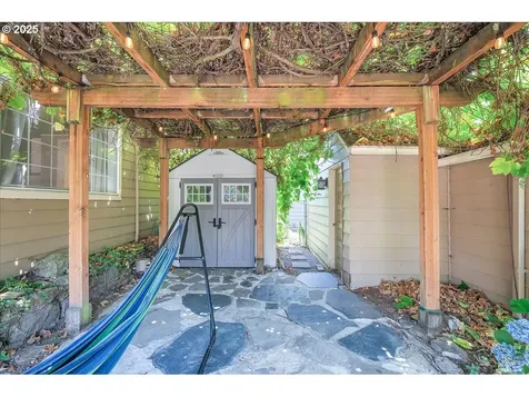 116 E 35th Street Vancouver WA 98663