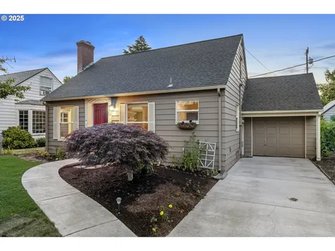 116 E 35th Street Vancouver WA 98663