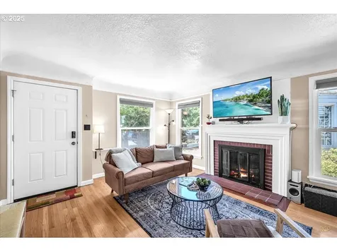 116 E 35th Street Vancouver WA 98663