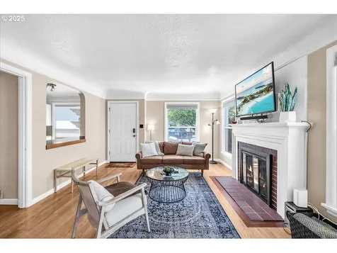 116 E 35th Street Vancouver WA 98663