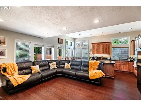 1406 NW Slocum Way Portland OR 97229