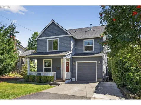 8234 SW 10th Avenue Portland OR 97219