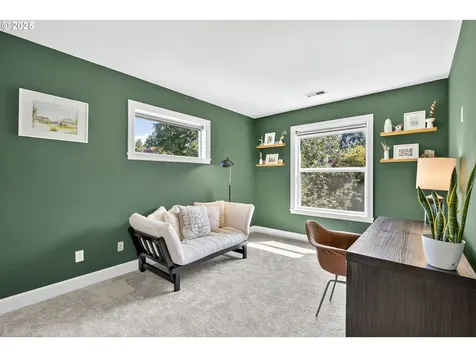 8234 SW 10th Avenue Portland OR 97219