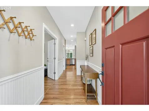 8234 SW 10th Avenue Portland OR 97219