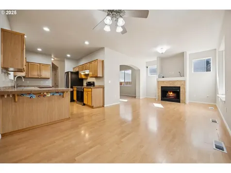 17723 SW Falling Leaf Court Beaverton OR 97003