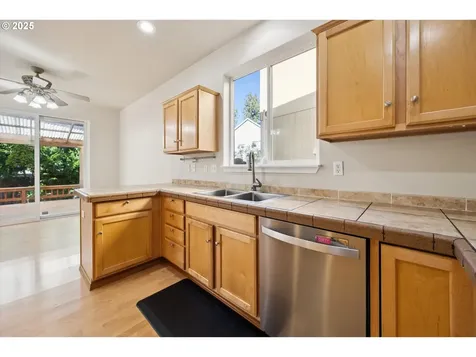 17723 SW Falling Leaf Court Beaverton OR 97003