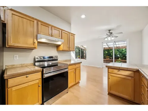 17723 SW Falling Leaf Court Beaverton OR 97003