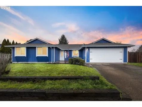 493 S Emerald Loop Cornelius OR 97113