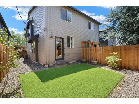 8315 SE Bush Street Portland OR 97266