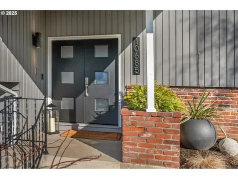 10685 SW Wakefield Street Portland OR 97225