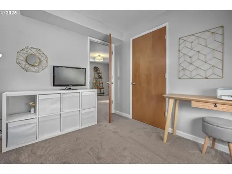10685 SW Wakefield Street Portland OR 97225