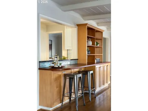 4221 SW 47th Drive Portland OR 97221