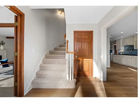 4221 SW 47th Drive Portland OR 97221